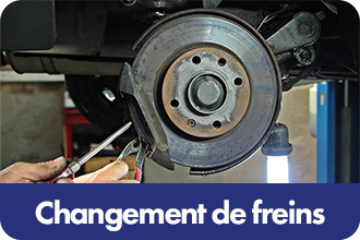 Changement de freins pour voiture - Alex Pneu et Mécanique